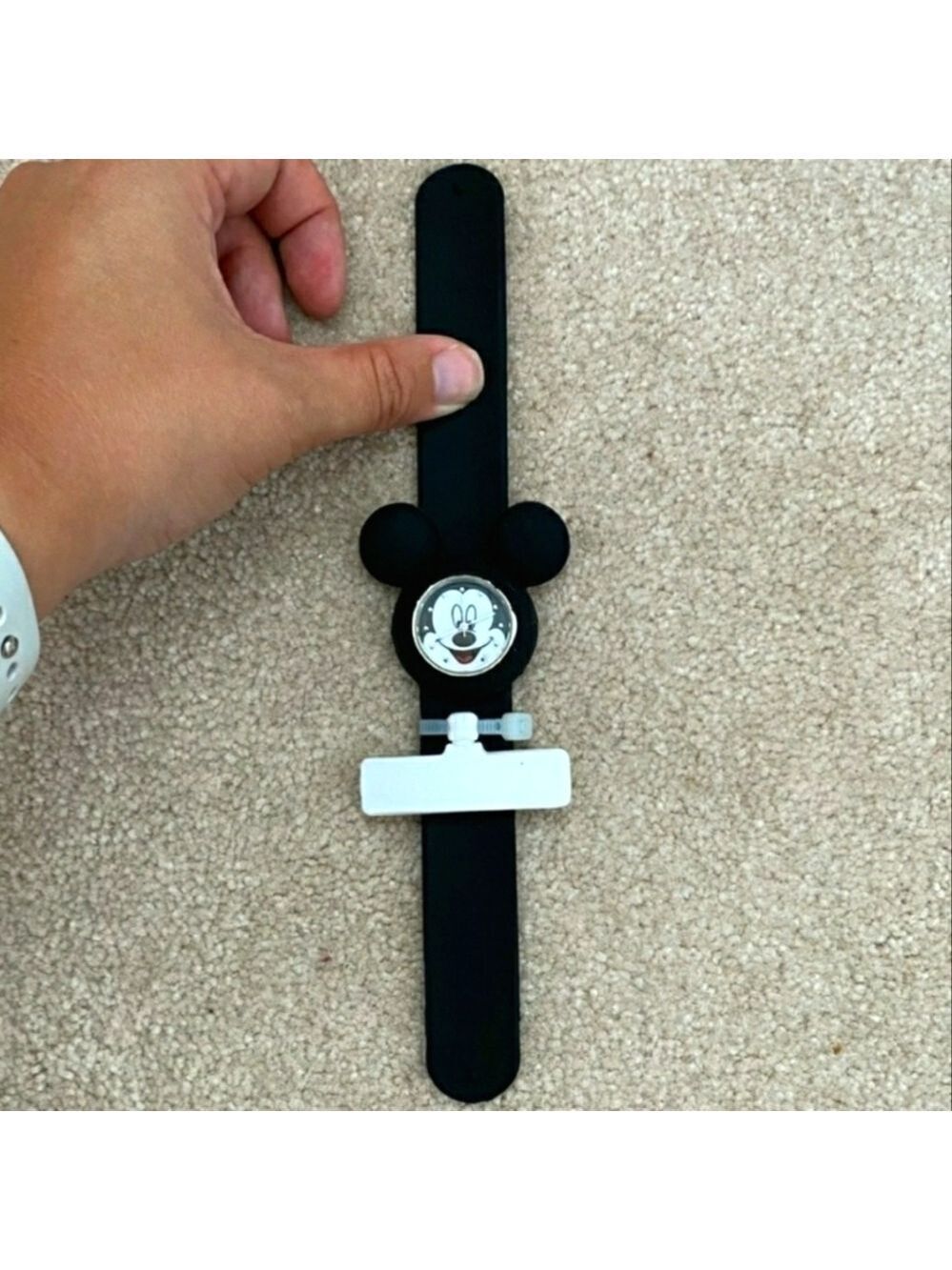 Disney Mickey Mouse Snap Band Watch NWT Black Silicon New Needs Battery